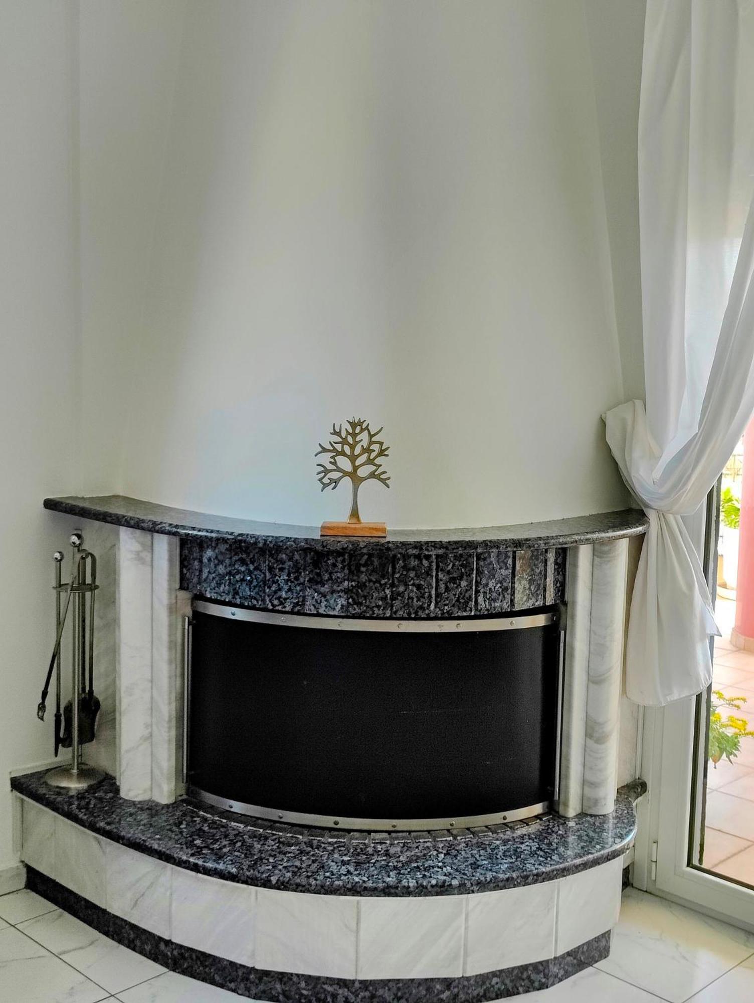 Celestial Garden-Thessaloniki'S Modern, Eclectic Penthouse With An Amazing View And Veranda Eksteriør bilde