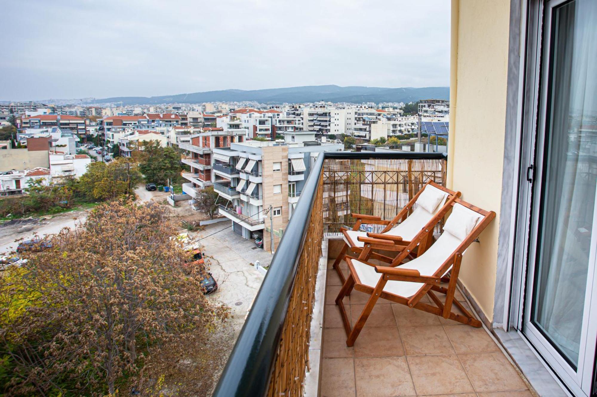 Celestial Garden-Thessaloniki'S Modern, Eclectic Penthouse With An Amazing View And Veranda Eksteriør bilde