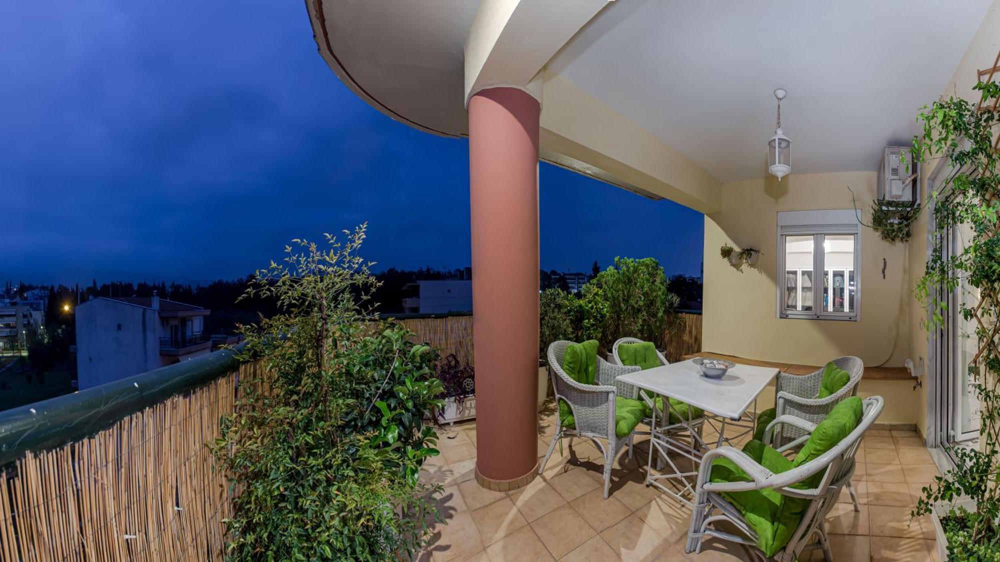 Celestial Garden-Thessaloniki'S Modern, Eclectic Penthouse With An Amazing View And Veranda Eksteriør bilde
